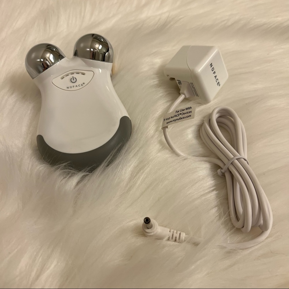 NuFACE Mini Facial Toning Device